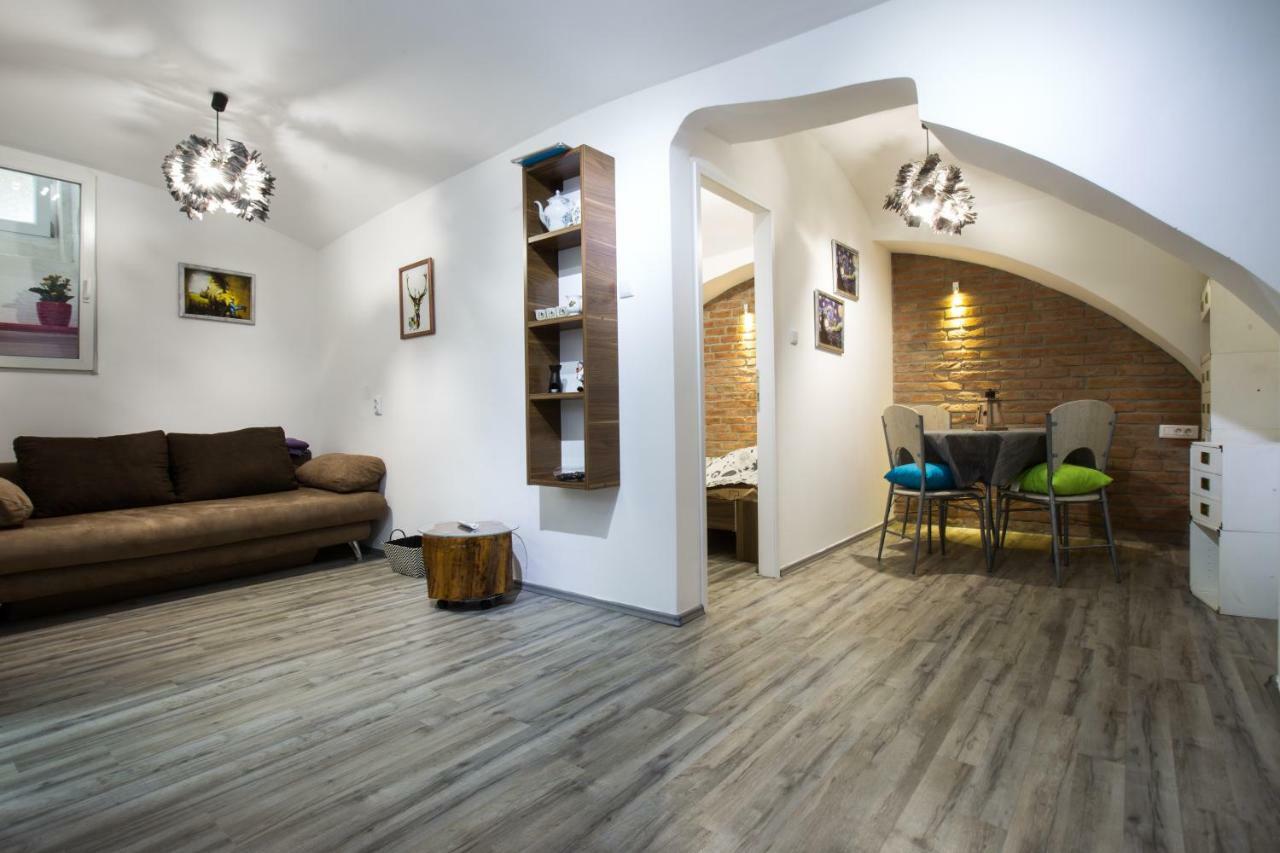 Apartman Vita Zagreb Bagian luar foto